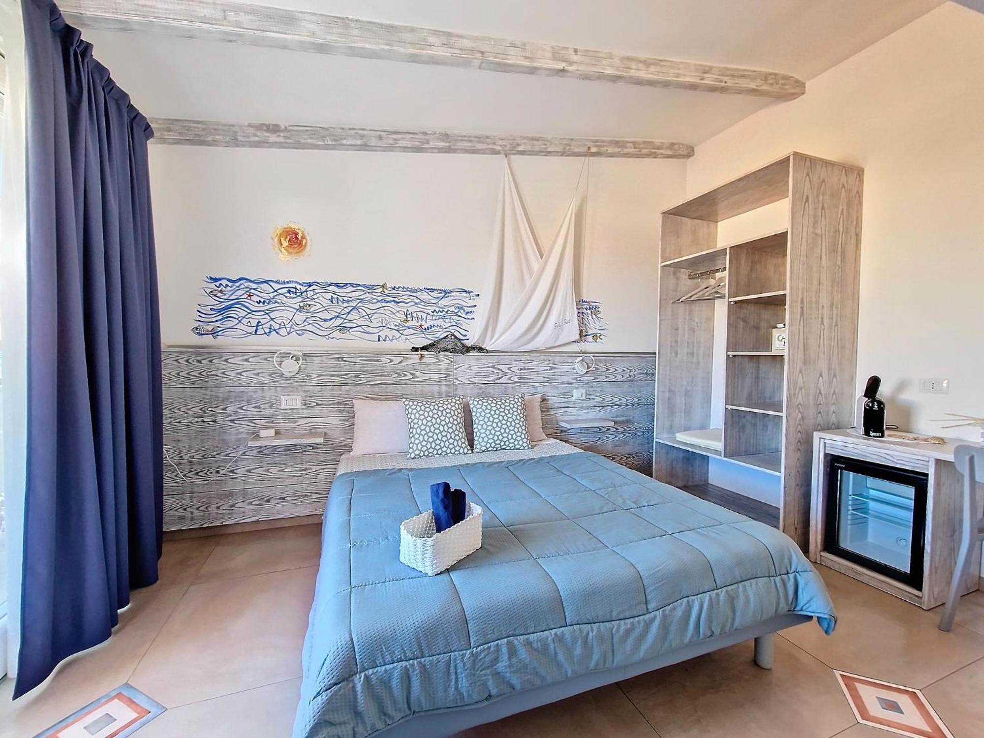 L'Onda Marina Hotel Castelsardo Eksteriør billede